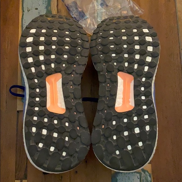 Like New! Women’s Adidas Solar Glide ST Stability Running Shoes - Picture 7 of 8